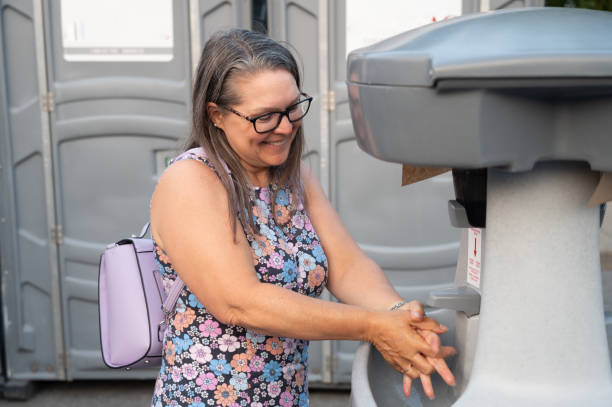 Best Portable restroom solutions  in Davison, MI